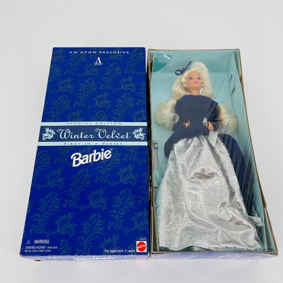 Winter Velvet Avon Exclusive Special Edition Mattel Barbie Doll - NRFB/NIB - Picture 3 of 15
